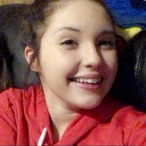 Meet your Posher, Karleigh